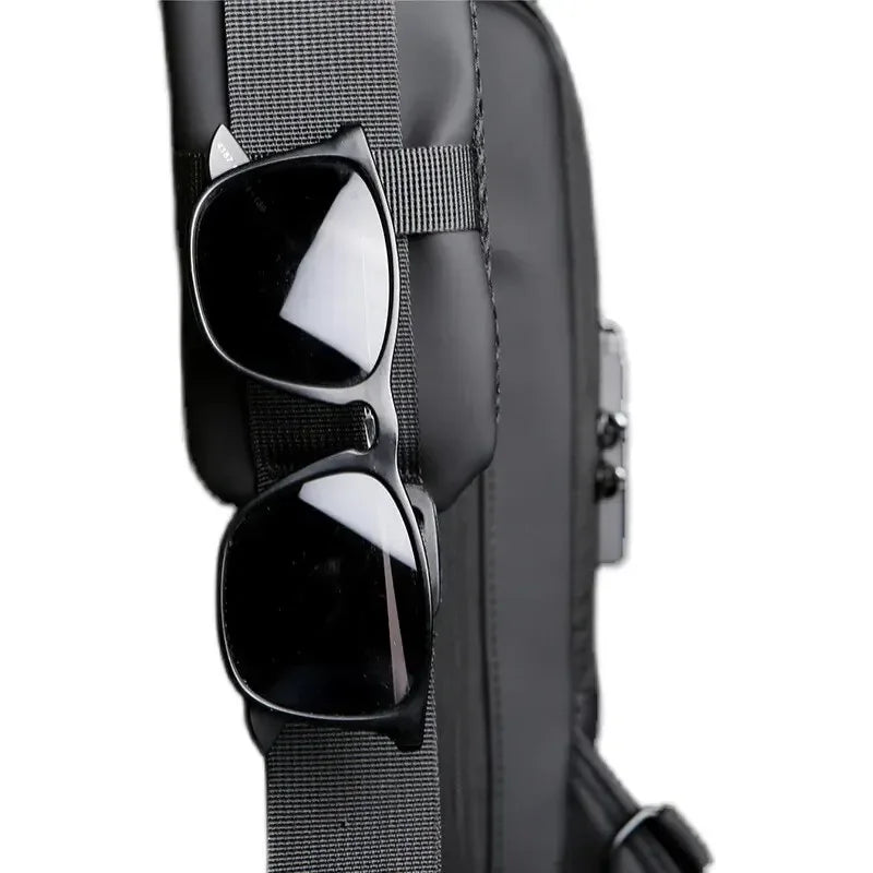 Mochila Antifurto com Senha USB - Slim Bag